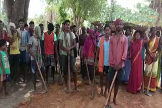 Villagers construct 3 km long road in Chhattisgarh's Rajnandgaon