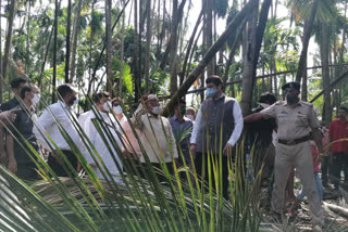 devendra fadnavis visit to raigad and konkan after cyclone nisarga