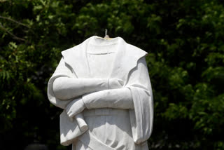 Christopher Columbus statue beheaded in Boston