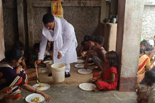 Food served to the poor on the 73rd birthday of RJD supremo Lalu Yadav in Nalanda