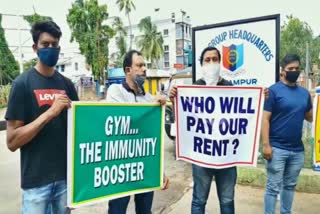 protest-against-the-opening-of-the-gym-at-berhampur