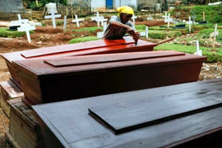 delhi gate graveyard committee bans burial in coffin