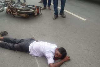 one person injured in road accident in bhadradri kothagudem district
