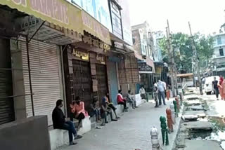 Shopkeepers pleading with delhi government to end Containment Zone in Jahangirpuri