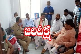 Congress agitated over In Rajanna Sirisilla District