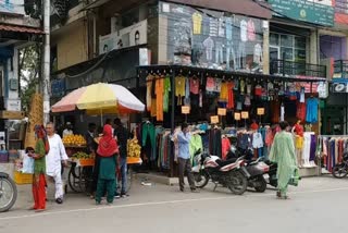 People upset due to heat in Paonta Sahib