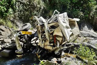 pickup-accident-near-kamand-in-mandi