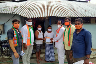 bjp leaders Campaign About central government scemes in medak district