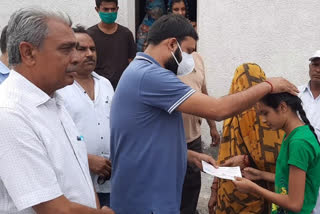 check handed over to daughter whose mother died in hurricane
