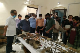 Collector inspected Archaeological Museum in Jashpur