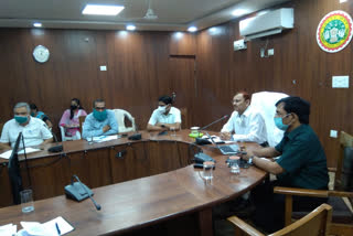 Commissioner held review meeting of Social Justice and Disabled Public Welfare Department