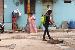 Subzi Mandi Bastillo Chemical spray under the Gangapatra Sangam