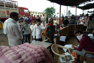 Migrant laborers in Dindori