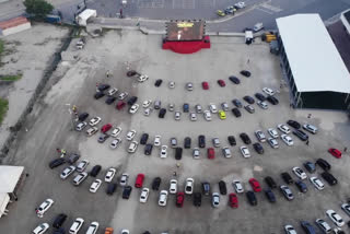 Brazilian lovers mark couples' day in drive-in cinema