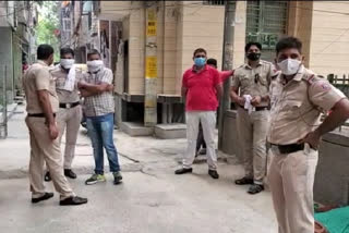 Person commits suicide in Trilokpuri delhi