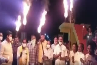 tdp leaders protest in nellore dst about  arrest of ex mlas