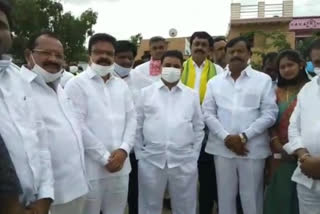 Tdp Leaders Welcome Nara Lokesh