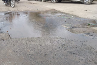 Roads of Silwani Nagar deteriorated for a year due to the negligence of the officials.