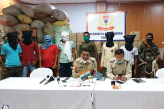7 smugglers arrested in seraikela