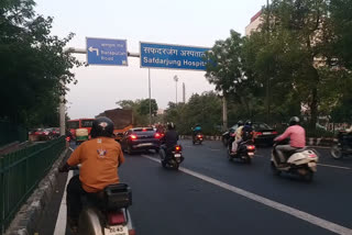 vehicles observed as usual at ring road in delhi