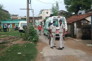 bargarh latest news, electric shock took life in bargarh, mishap in bargarh, electric shock took life, ବରଗଡ ଲାଟେଷ୍ଟ ନ୍ୟୁଜ୍‌, ବରଗଡରେ ବିଦ୍ୟୁତ ସଂସ୍ପର୍ଶରେ ବ୍ୟକ୍ତି ମୃତ, ବରଗଡରେ ଅଘଟଣ, ବିଦ୍ୟୁତ ତାର ସଂସ୍ପର୍ଶରେ ବ୍ୟକ୍ତି ମୃତ