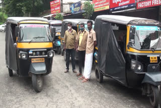 ഇന്ധനവില വർധന  കൊവിഡ് പ്രതിസന്ധിയിൽ ഓട്ടോറിക്ഷ തൊഴിലാളികൾ  വൈറസ് വ്യാപനം ഓട്ടോ  auto drivers amid covid