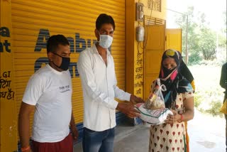 distribution of ration to poor, Lockdown in Jaipur