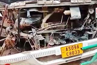 accident at lumding diphu connecting road hojai assam etv bharat news