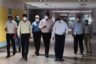 District Magistrate inspected James Hospital in Greater Noida due to Coronavirus