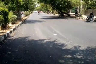 Repair Ramphal chowk road in Dwarka sector 7 Delhi