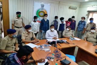 theft accused arrested in raipur