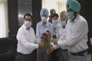 Jalandhar: New Municipal Commissioner Karnesh Sharma takes over the post