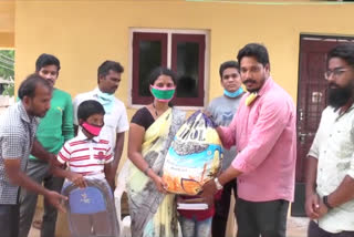 ETV Bharat impact : youth team helped  woman in Hubli