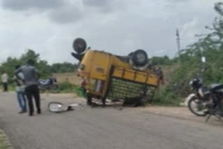 one man died in siddipeta road accident