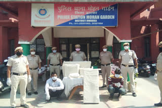 mohan garden police arrested the murder accused from chapra bihar