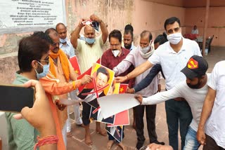 Chinese President Poster burnt in Haridwar