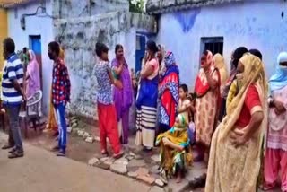 Mother and daughter commited suicide in Dhanbad