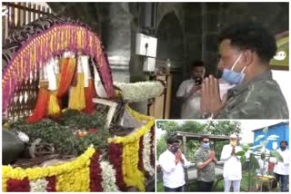 Actor Sayaji Shinde Took tukaram maharaj palkhi darshan and also planted trees at Dehu