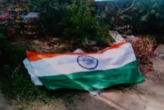 honor of dead peacock wrapping in the national flag in tawaru