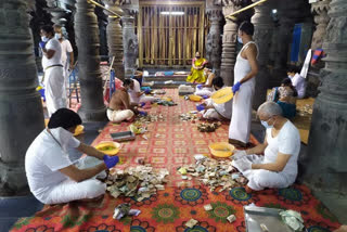 money-counting-programme-in-simhachalam-temple