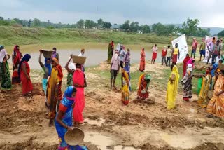 villagers contributed in pond cleaning at giridih