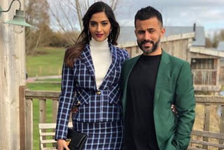 Sonam Kapoor shares an adorable throwback picture with hubby Anand Ahuja