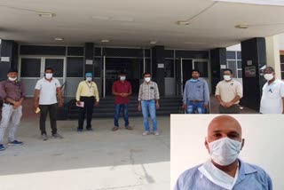 contractors did shaving  ajmer news  kekri news  lab assistant recruitment 2018  laboratory assistant recruitment provisional list  lab technicians strike  etv bharat news