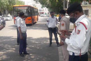 Delhi traffic police campaign against parking at unauthorized place