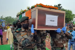 Wrapped in tricolour, Jawan Rajesh Orang reaches home in Bengal