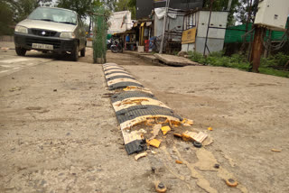 Pointed pits on the streets in chhindwara
