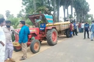 sand-illegal-transport-five-vehicles-sized