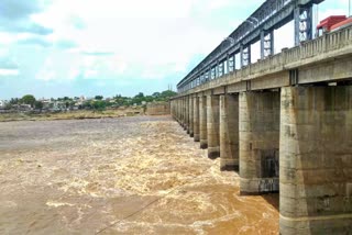 Athani people in fear of flood.