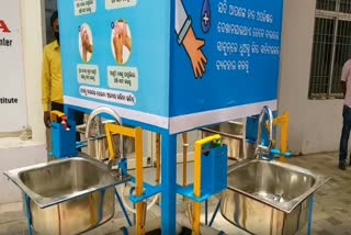 cuttack-iti-has-developed-a-multi-station-hand-sanitizer