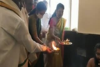 aleru mla conducted worship in dialysis centre in yadadri bhuvanigiri district